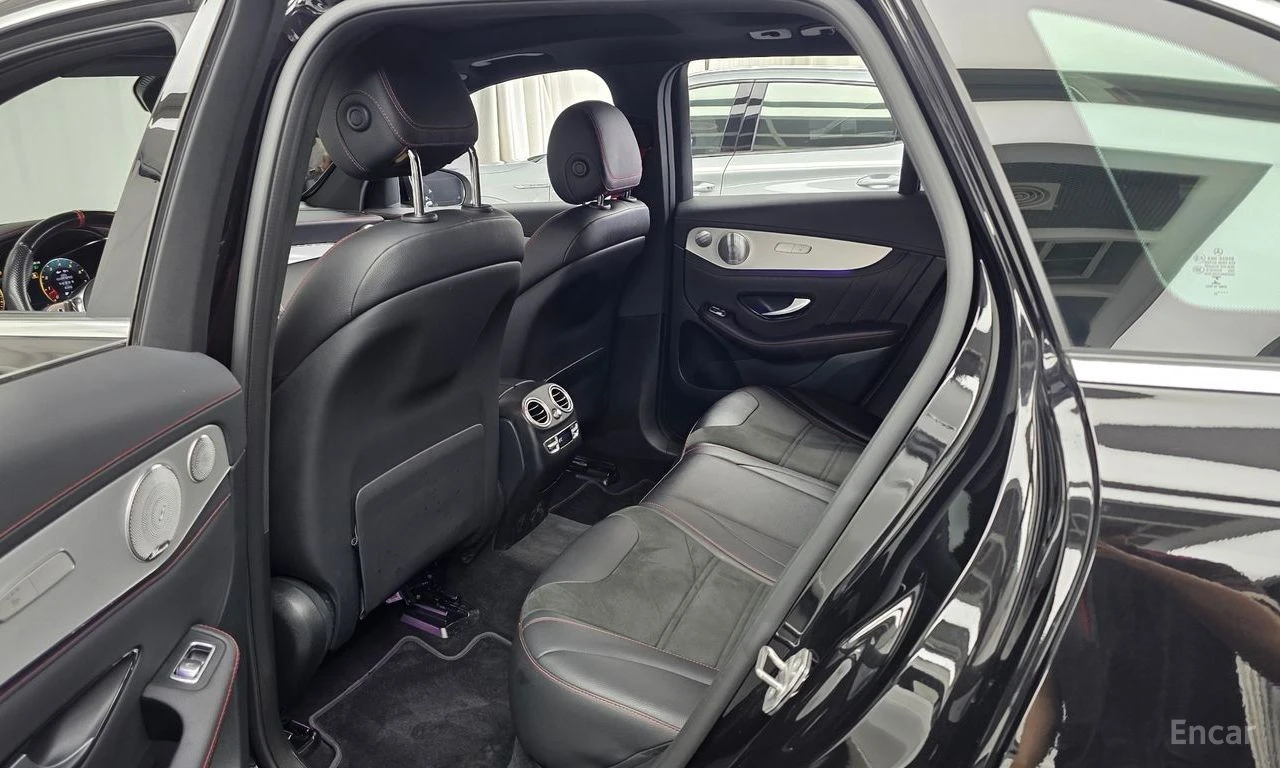Mercedes-Benz GLC 43 AMG 4MATIC* BURMESTER* DISTRONIC* ХЕДЪП* КРАЙНА ЦЕНА, снимка 17 - Автомобили и джипове - 55995558