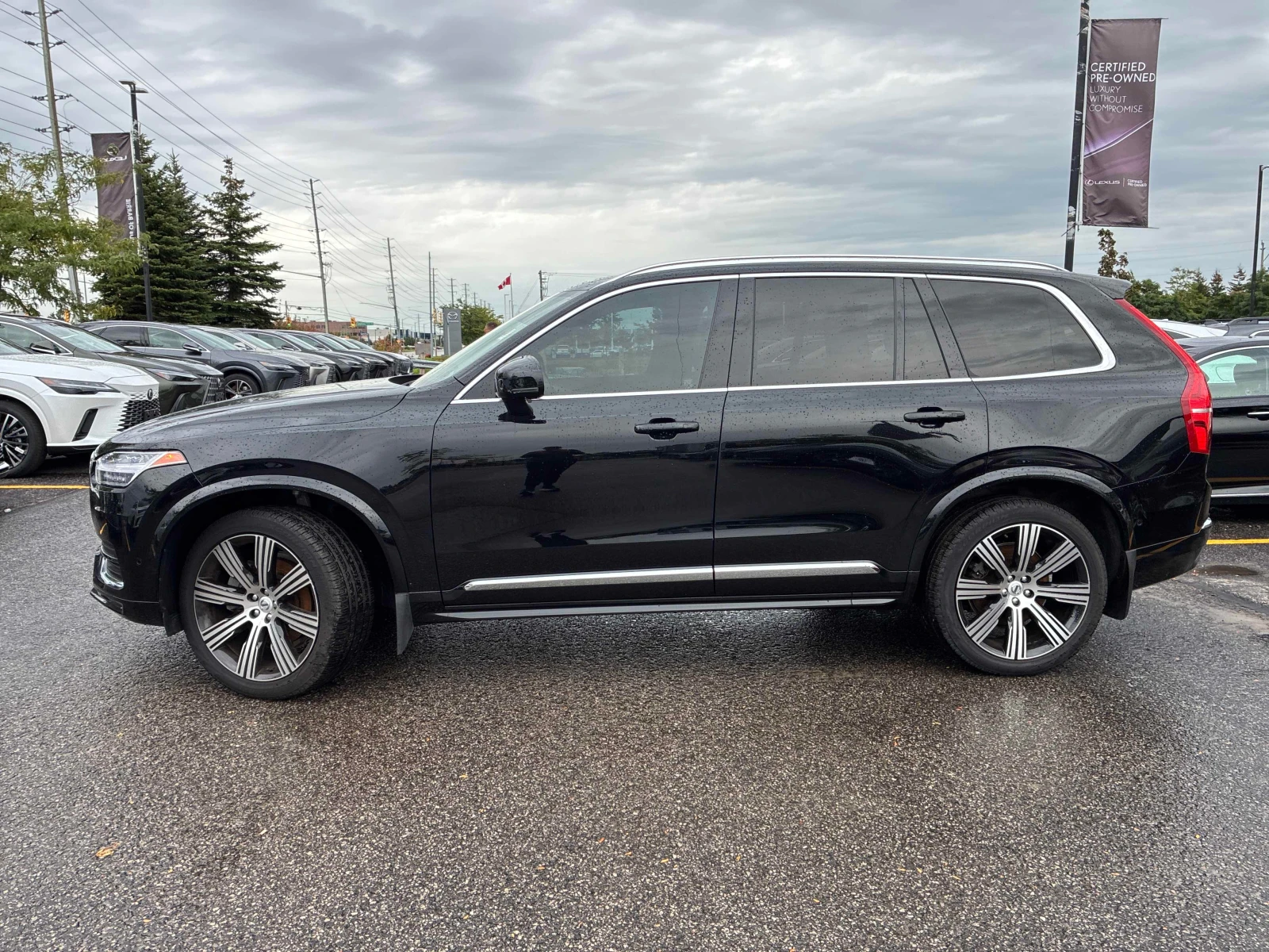 Volvo Xc90 * Ultra Bright Theme * CARFAX * , снимка 2 - Автомобили и джипове - 56113622