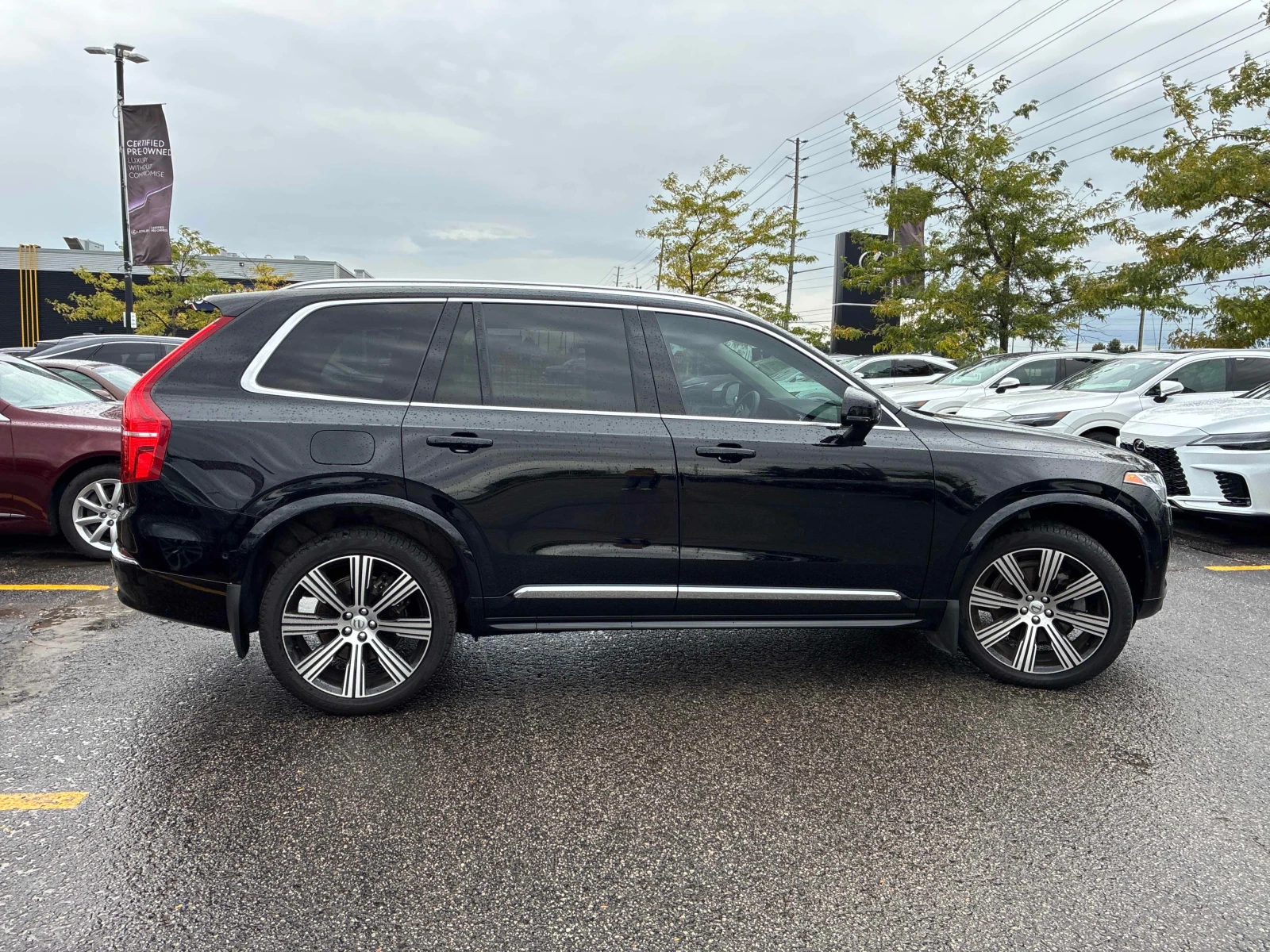 Volvo Xc90 * Ultra Bright Theme * CARFAX * , снимка 3 - Автомобили и джипове - 56113622
