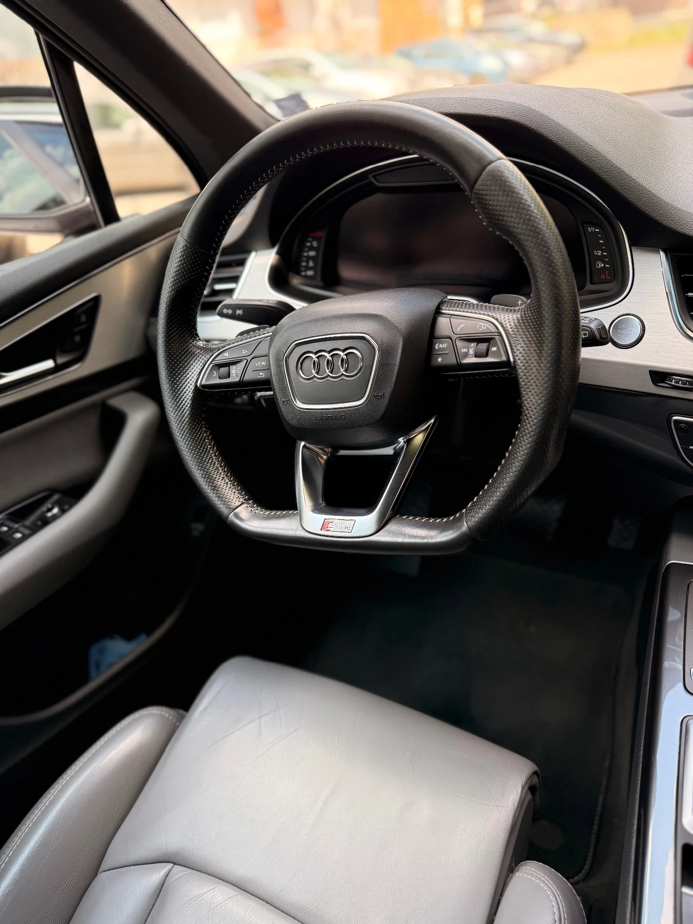 Audi Q7, снимка 7 - Автомобили и джипове - 56443804
