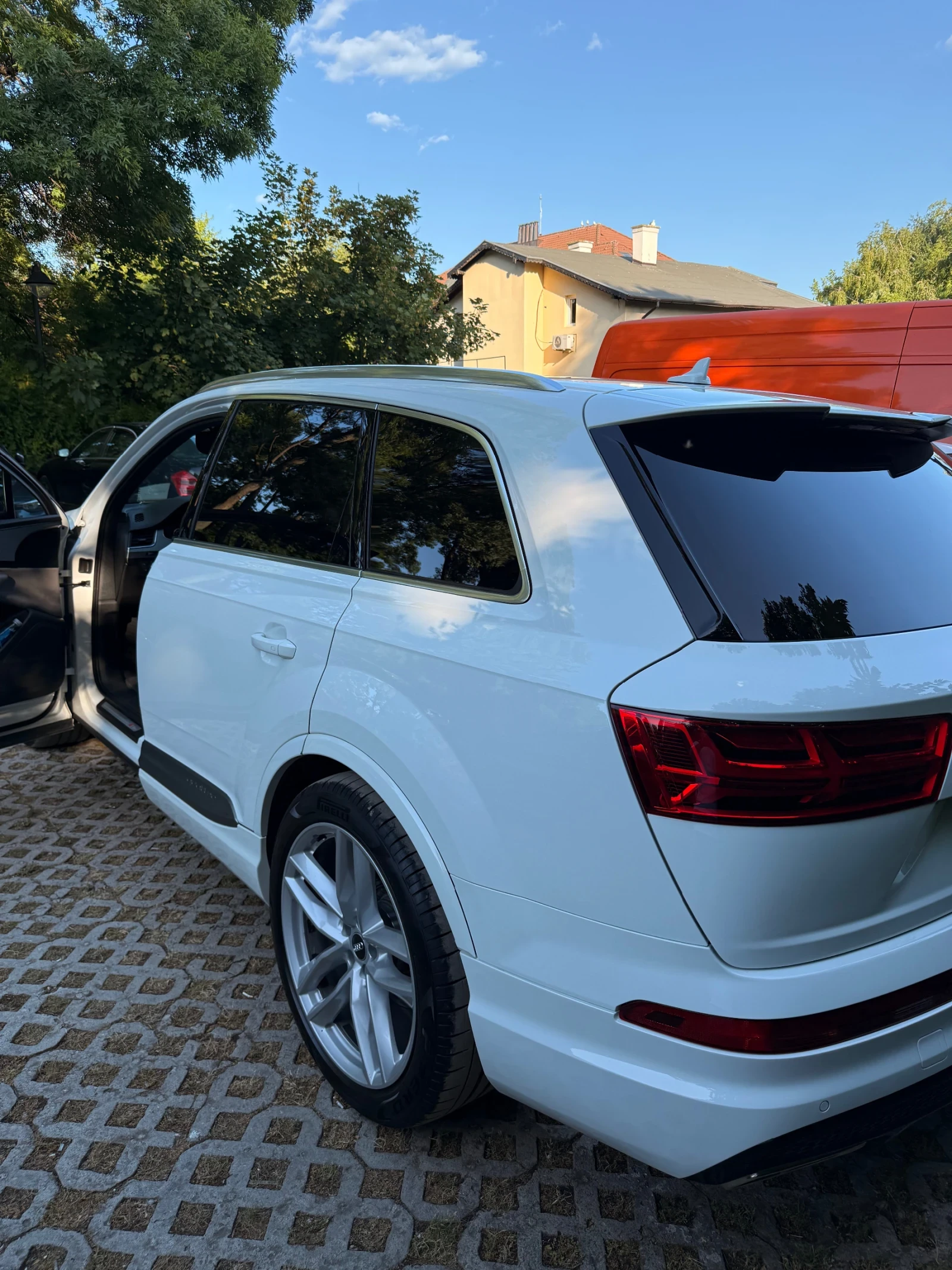 Audi Q7, снимка 2 - Автомобили и джипове - 56443804