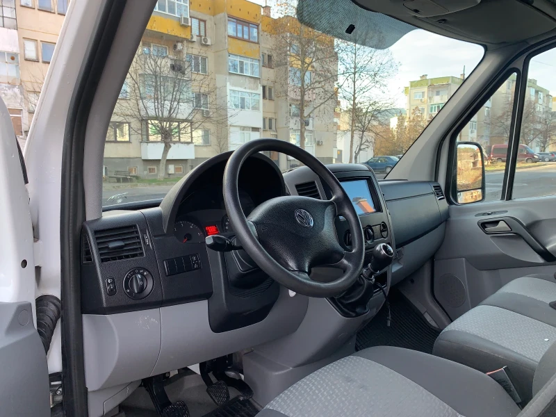 VW Crafter 2.0, снимка 10 - Бусове и автобуси - 48874874