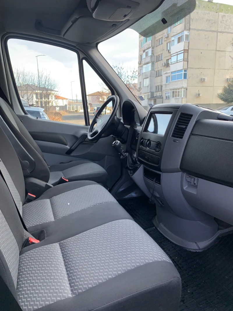 VW Crafter 2.0, снимка 7 - Бусове и автобуси - 48874874