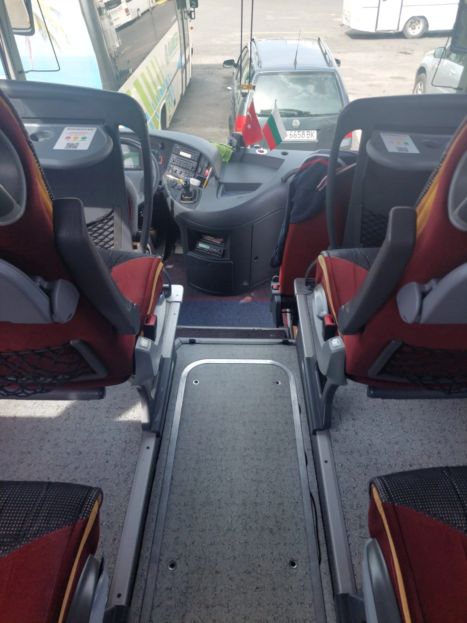 Mercedes-Benz Tourismo | Mobile.bg   12