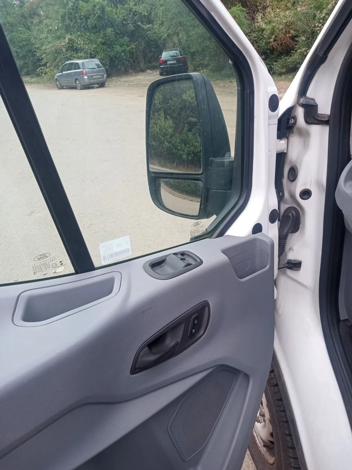 Ford Transit, снимка 14 - Бусове и автобуси - 56086939