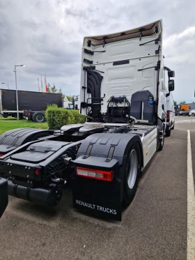     Renault T 520*  *  *  * 