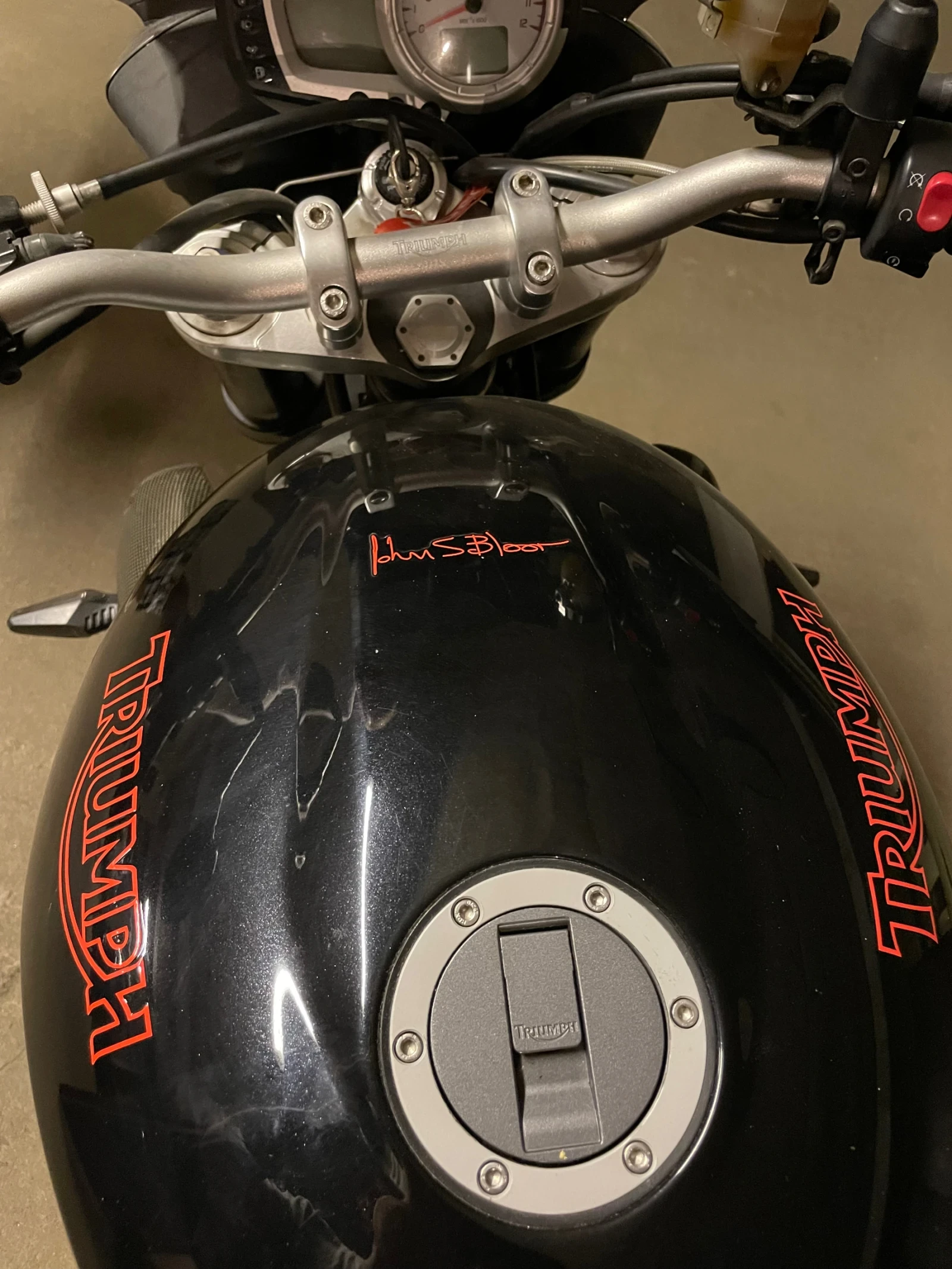 Triumph Speed Triple Anniversary  - изображение 7