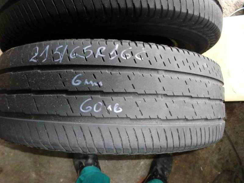 Гуми Летни 215/65R16, снимка 2 - Гуми и джанти - 8964715