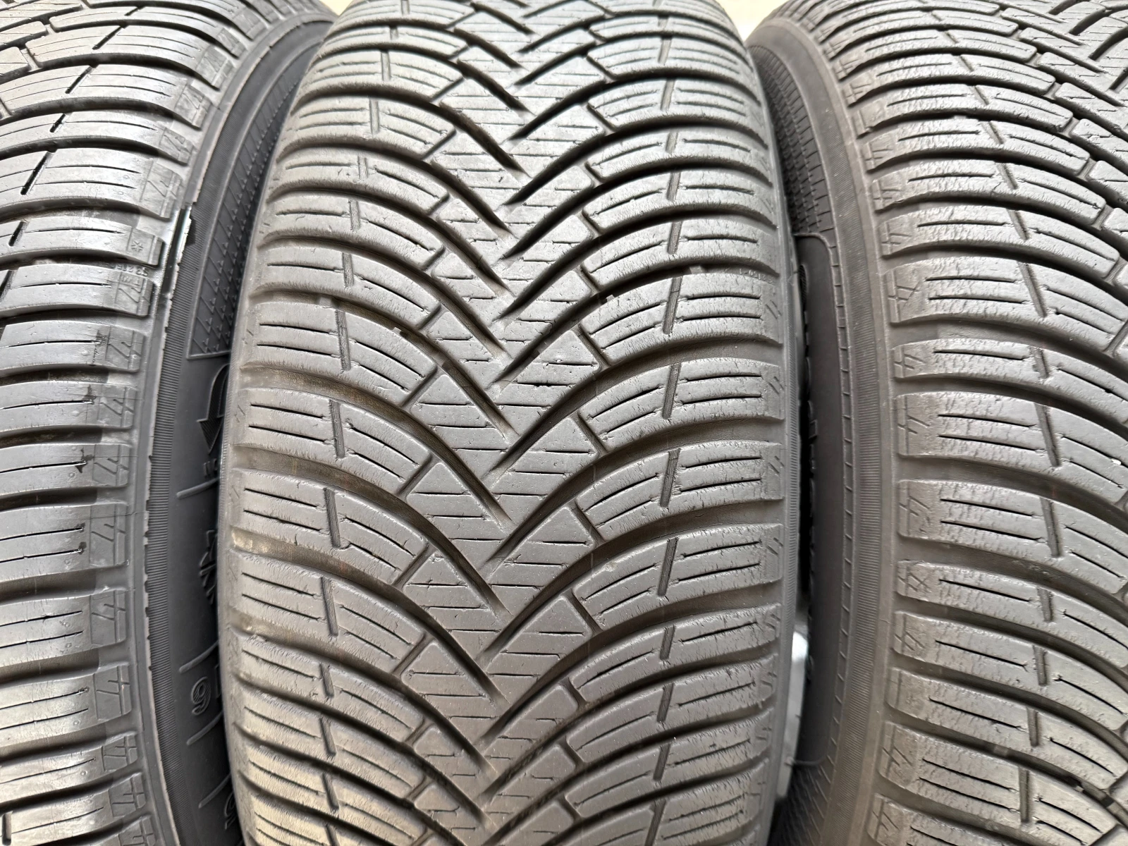 Гуми Летни 215/60R16, снимка 6 - Гуми и джанти - 53710324