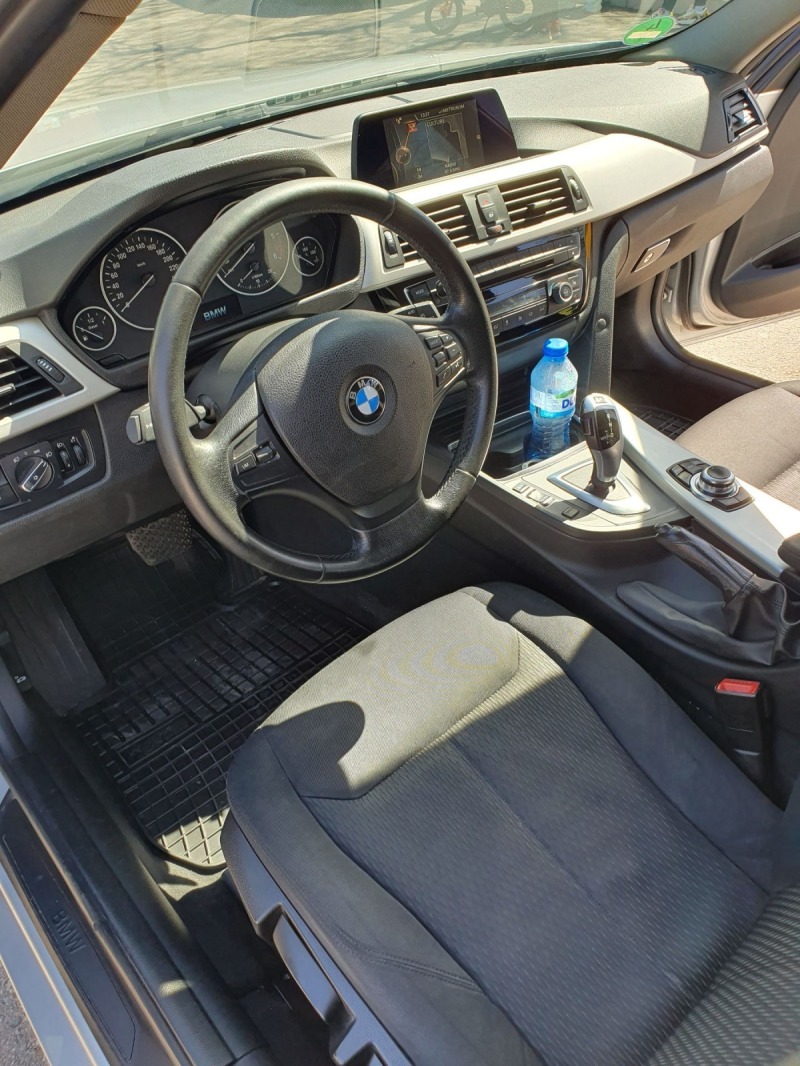 BMW 318 D, снимка 8 - Автомобили и джипове - 45233606