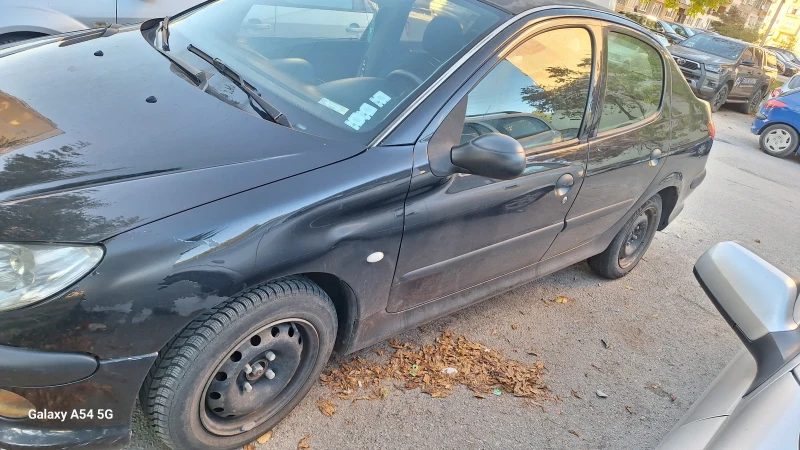 Peugeot 206 Седан, снимка 4 - Автомобили и джипове - 47652666