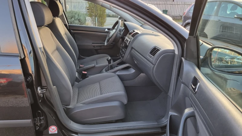 VW Golf 1.9TDI Euro4, снимка 11 - Автомобили и джипове - 47756779