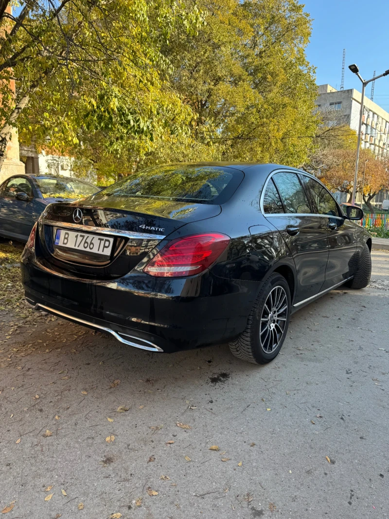 Mercedes-Benz C 220 d 4Matic, снимка 4 - Автомобили и джипове - 48054568