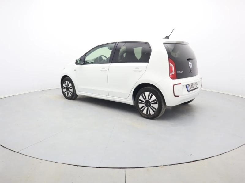 VW Up, снимка 7 - Автомобили и джипове - 48379459