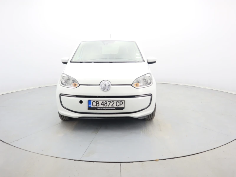 VW Up, снимка 2 - Автомобили и джипове - 48379459