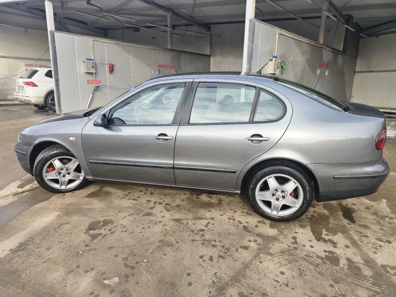 Seat Toledo 1.9, снимка 7 - Автомобили и джипове - 48810914