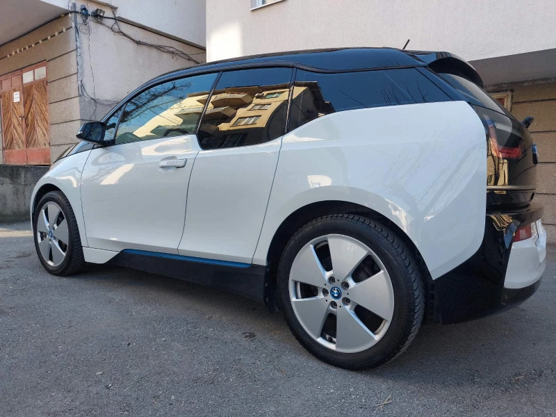 BMW i3 120AH* NAVI* LED* DISTR* PANORAMA* TOP, снимка 6 - Автомобили и джипове - 48936445