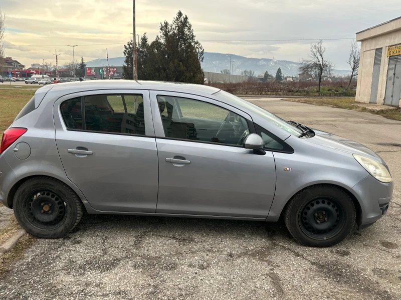 Opel Corsa, снимка 5 - Автомобили и джипове - 49021135