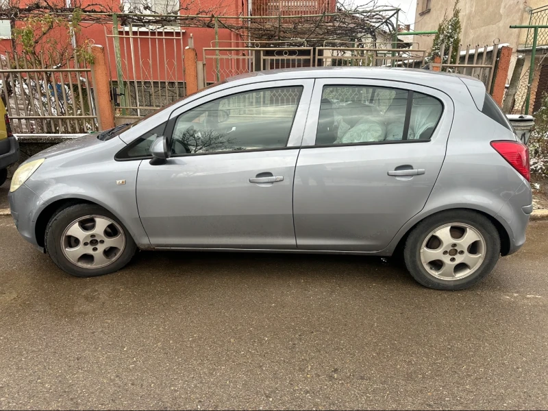 Opel Corsa, снимка 12 - Автомобили и джипове - 49021135