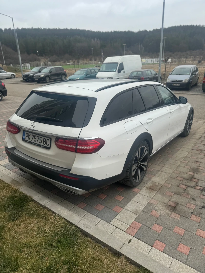 Mercedes-Benz E 220 All Terrain , снимка 6 - Автомобили и джипове - 49137675