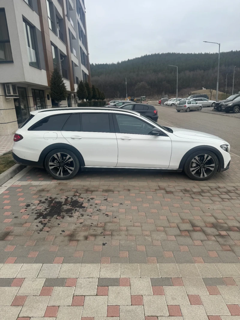 Mercedes-Benz E 220 All Terrain , снимка 7 - Автомобили и джипове - 49137675