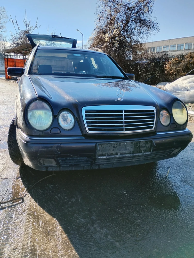 Mercedes-Benz E 290 На части, снимка 12 - Автомобили и джипове - 49373871