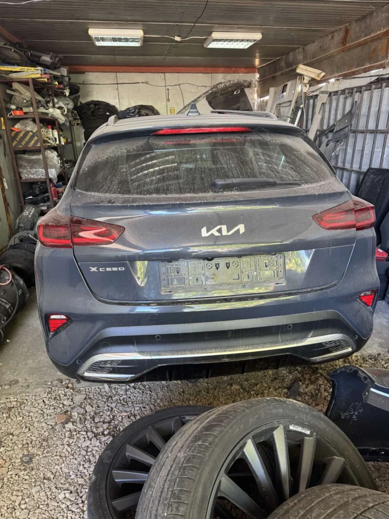 Kia XCeed, снимка 3 - Автомобили и джипове - 51891593