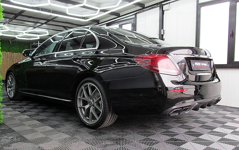 Mercedes-Benz E 220 AMG OPTICA/ECO/START STOP/9GT//СОБСТВЕН ЛИЗИНГ, снимка 4 - Автомобили и джипове - 52119559