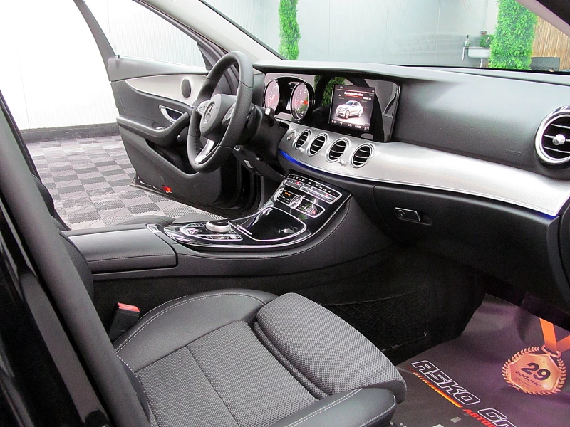 Mercedes-Benz E 220 AMG OPTICA/ECO/START STOP/9GT//СОБСТВЕН ЛИЗИНГ, снимка 14 - Автомобили и джипове - 52119559