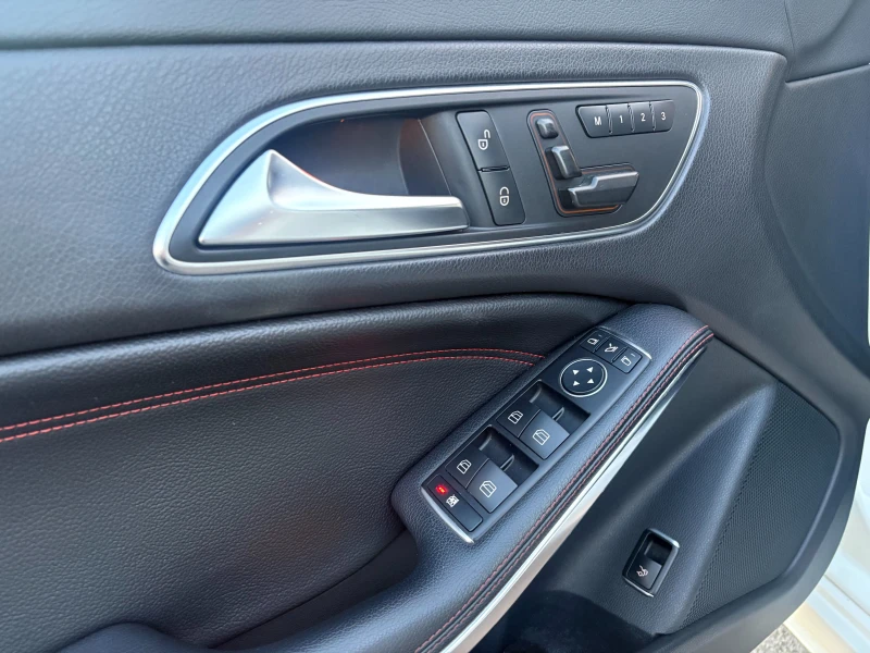 Mercedes-Benz CLA 200, снимка 10 - Автомобили и джипове - 52406301