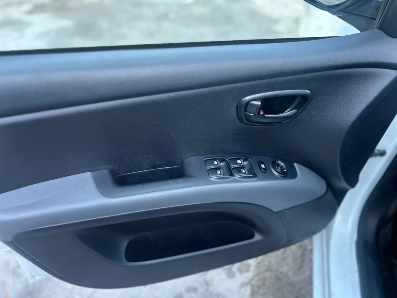 Hyundai I10 АГУ, снимка 10 - Автомобили и джипове - 52409659