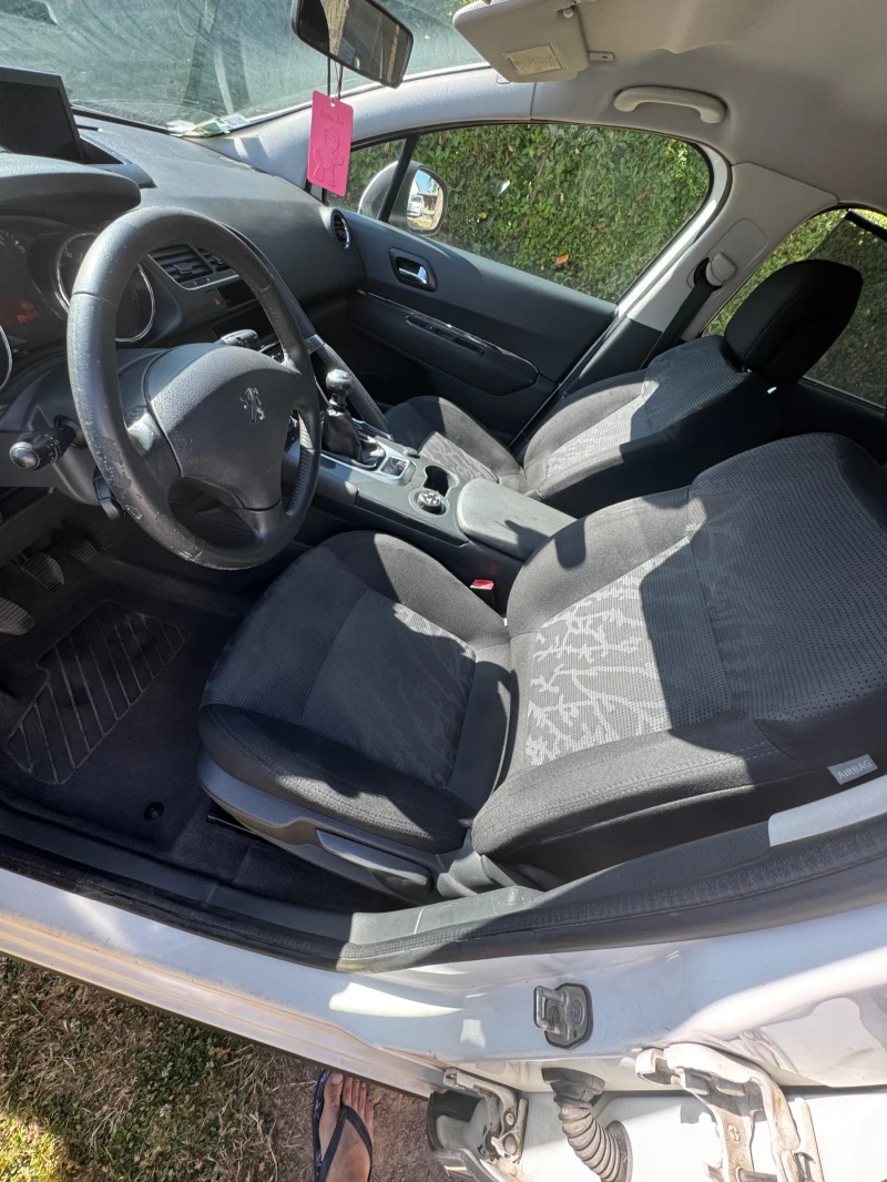 Peugeot 3008 2L 150 К.С -ТОП СЪСТОЯНИЕ ВТОРИ СОБСТВЕНИК , снимка 13 - Автомобили и джипове - 52693389