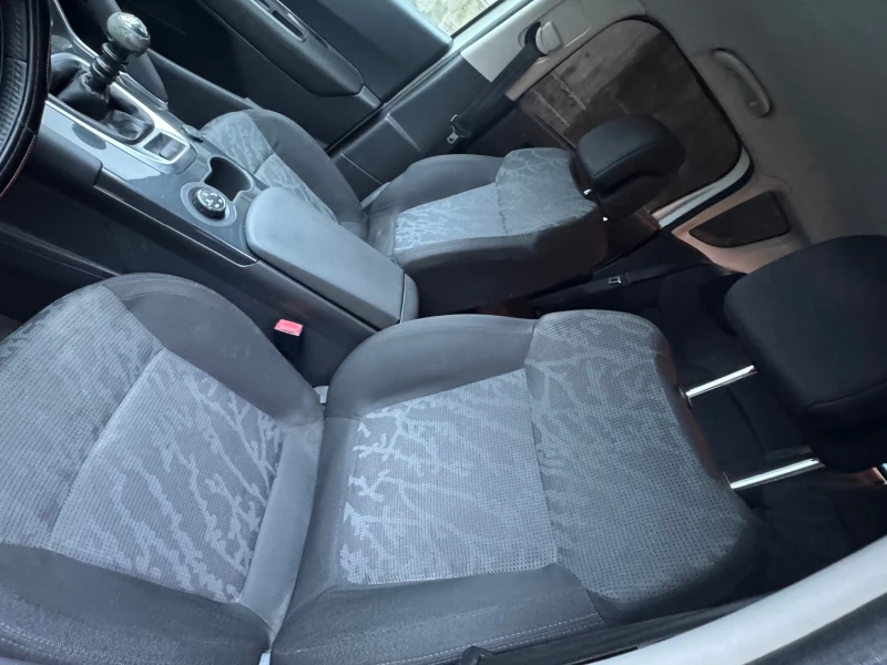 Peugeot 3008 2L 150 К.С -ТОП СЪСТОЯНИЕ ВТОРИ СОБСТВЕНИК , снимка 6 - Автомобили и джипове - 52693389