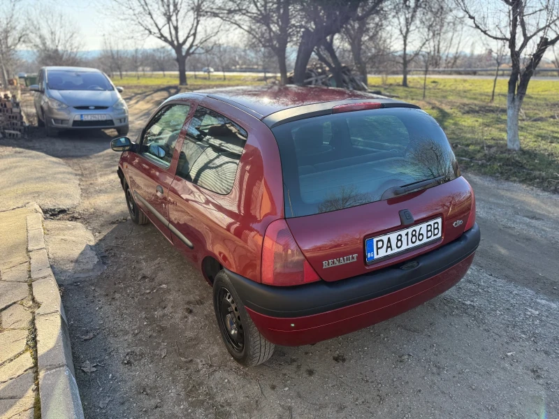 Renault Clio 1.2 , снимка 5 - Автомобили и джипове - 53165275