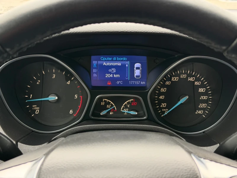Ford Focus 1.6TDCi 116к.с * Климатроник* * Италия* , снимка 15 - Автомобили и джипове - 53181740