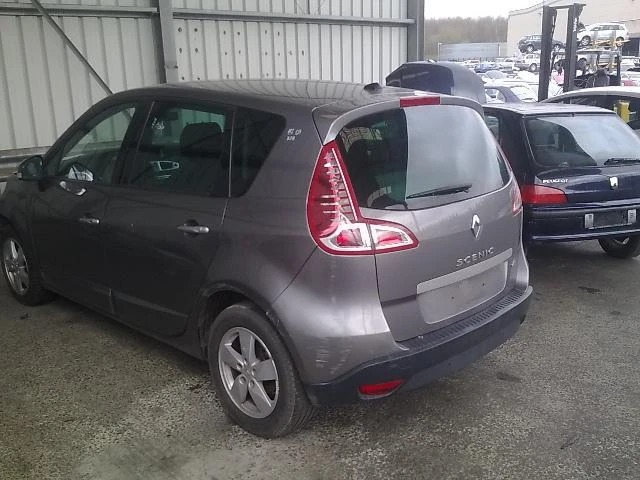 Renault Scenic 1.5/1.9 DCi, снимка 7 - Автомобили и джипове - 48320118