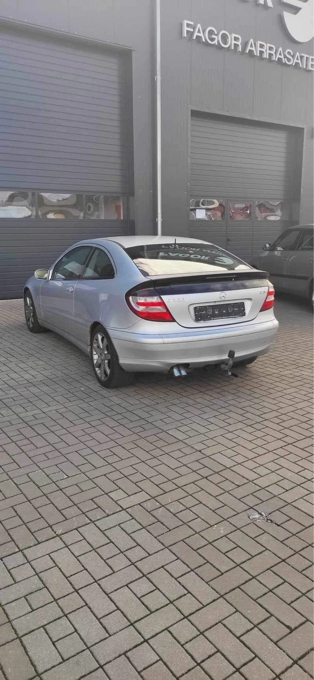 Mercedes-Benz C 200 FACELIFT Sport Coupe, снимка 1 - Автомобили и джипове - 48117020