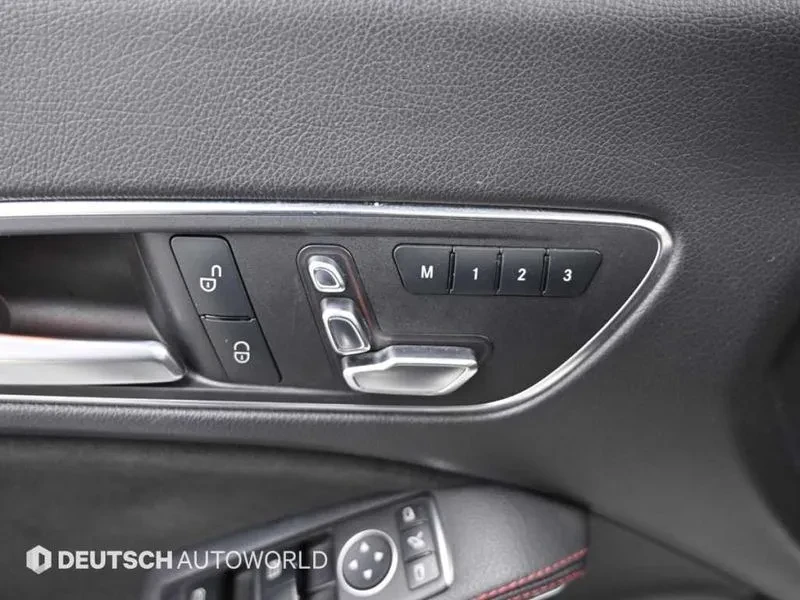 Mercedes-Benz CLA 220 Amg Line, снимка 17 - Автомобили и джипове - 55110837