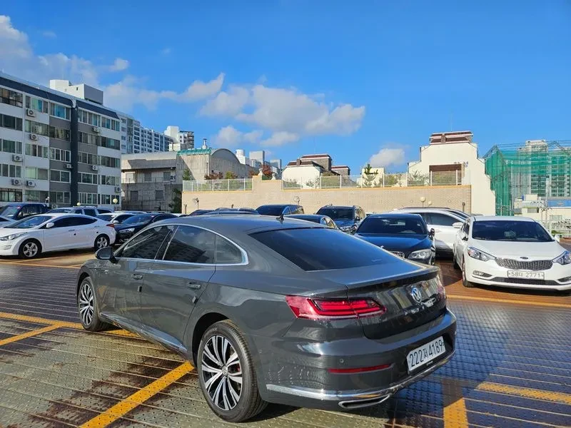 VW Arteon 2.0 Tdi Premium, снимка 6 - Автомобили и джипове - 55610581