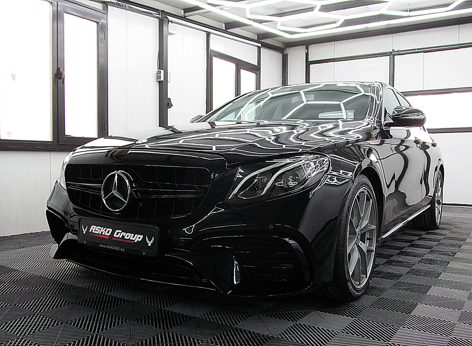 Mercedes-Benz E 220 AMG OPTICA/ECO/START STOP/9GT//СОБСТВЕН ЛИЗИНГ, снимка 1