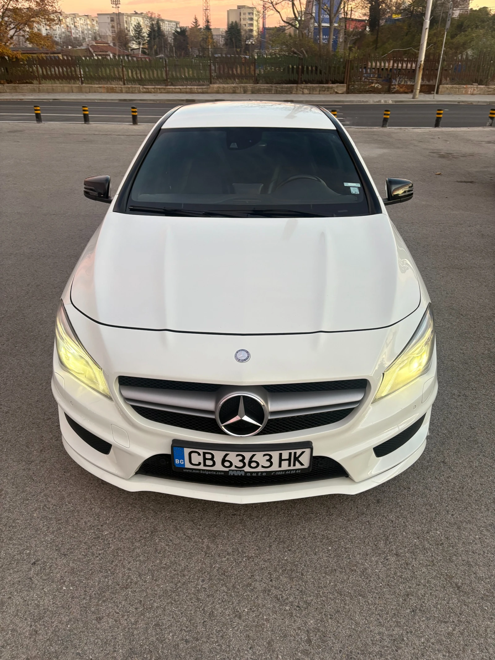 Mercedes-Benz CLA 200, снимка 1