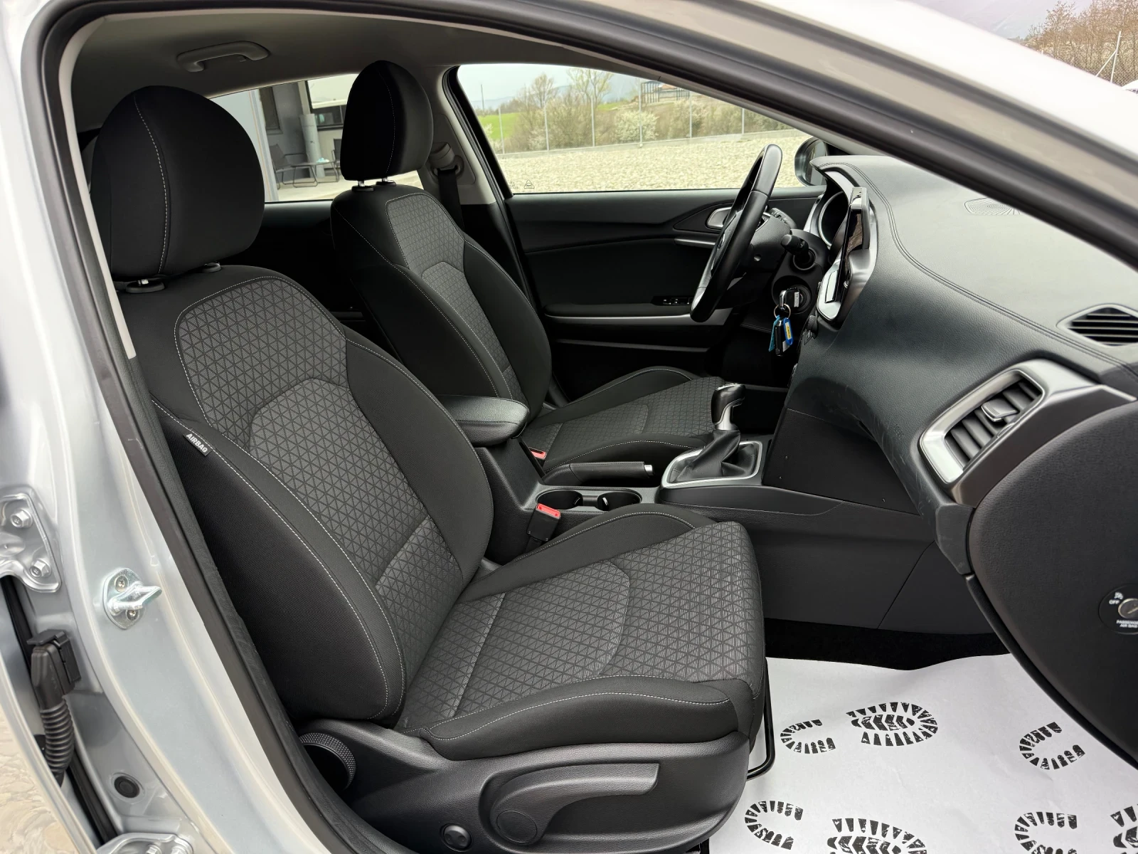 Kia Ceed 1.6 CRDI NAVI LED CAMERA | Mobile.bg — изображение 11