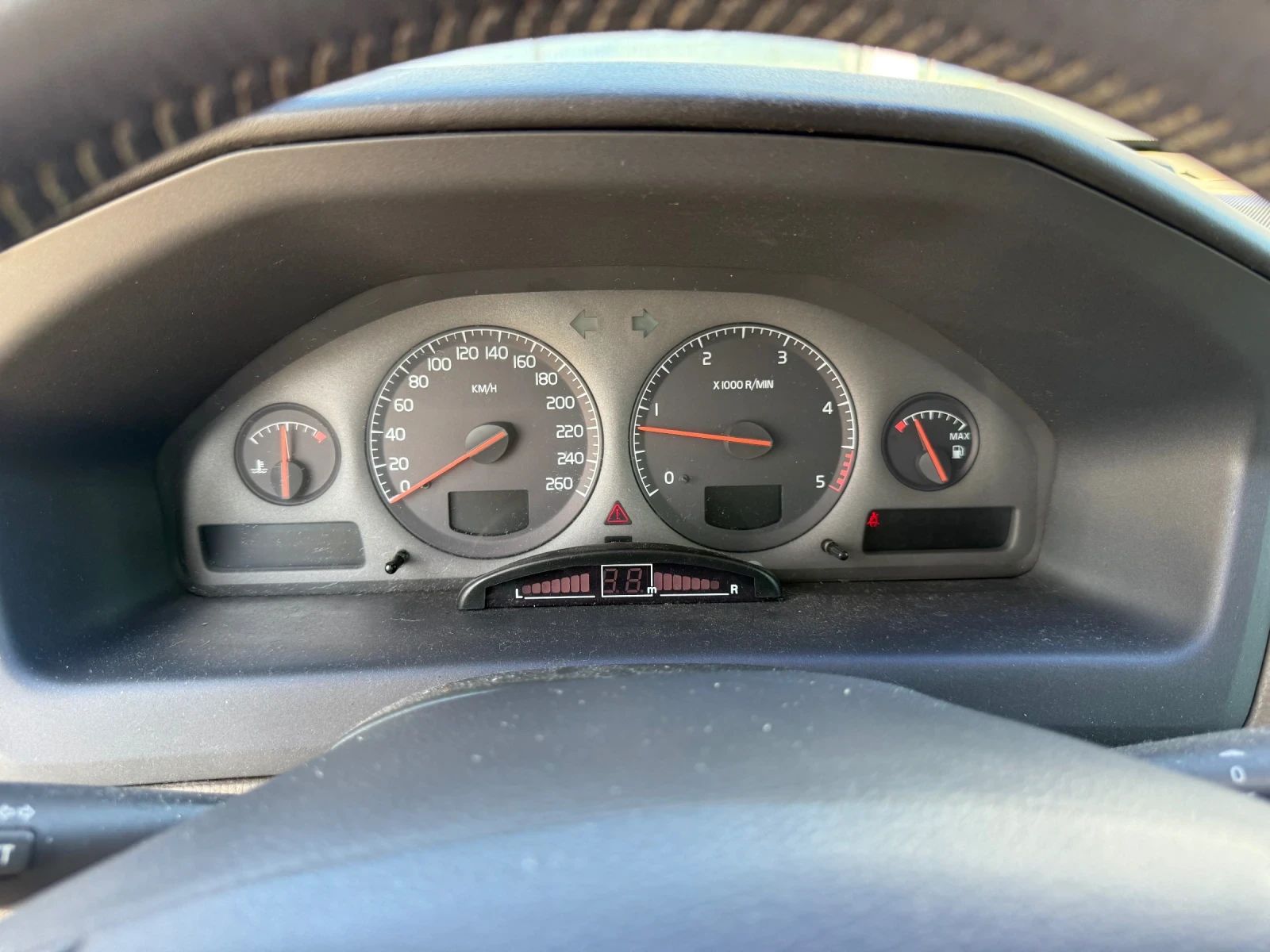 Volvo S60 2.4Diesel D5  - изображение 10