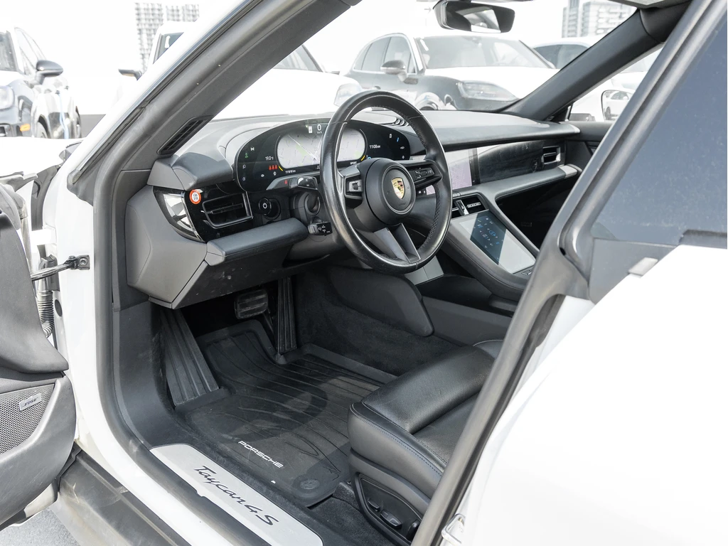 Porsche Taycan 4s Performаnce + / 360/обдух./босе/мъртва точка - изображение 7
