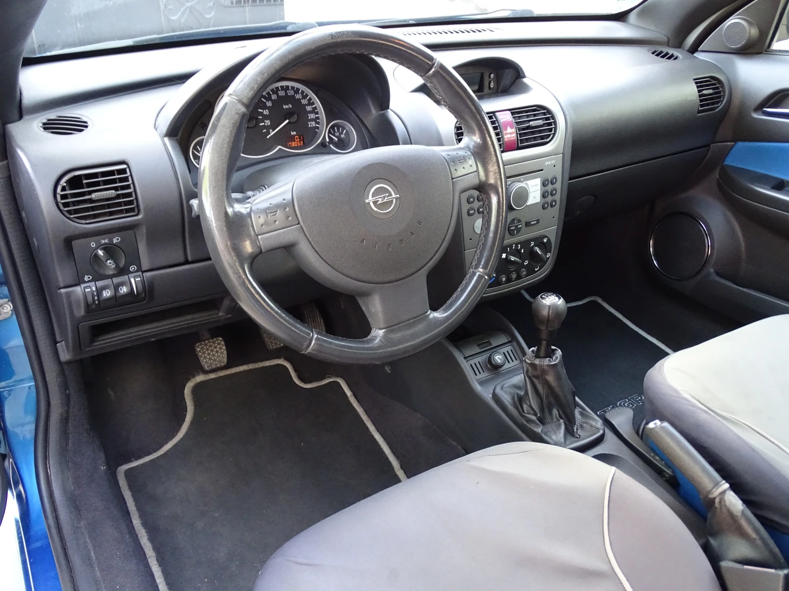 Opel Tigra 1.4 КЛИМАТИК КАБРИО - изображение 4