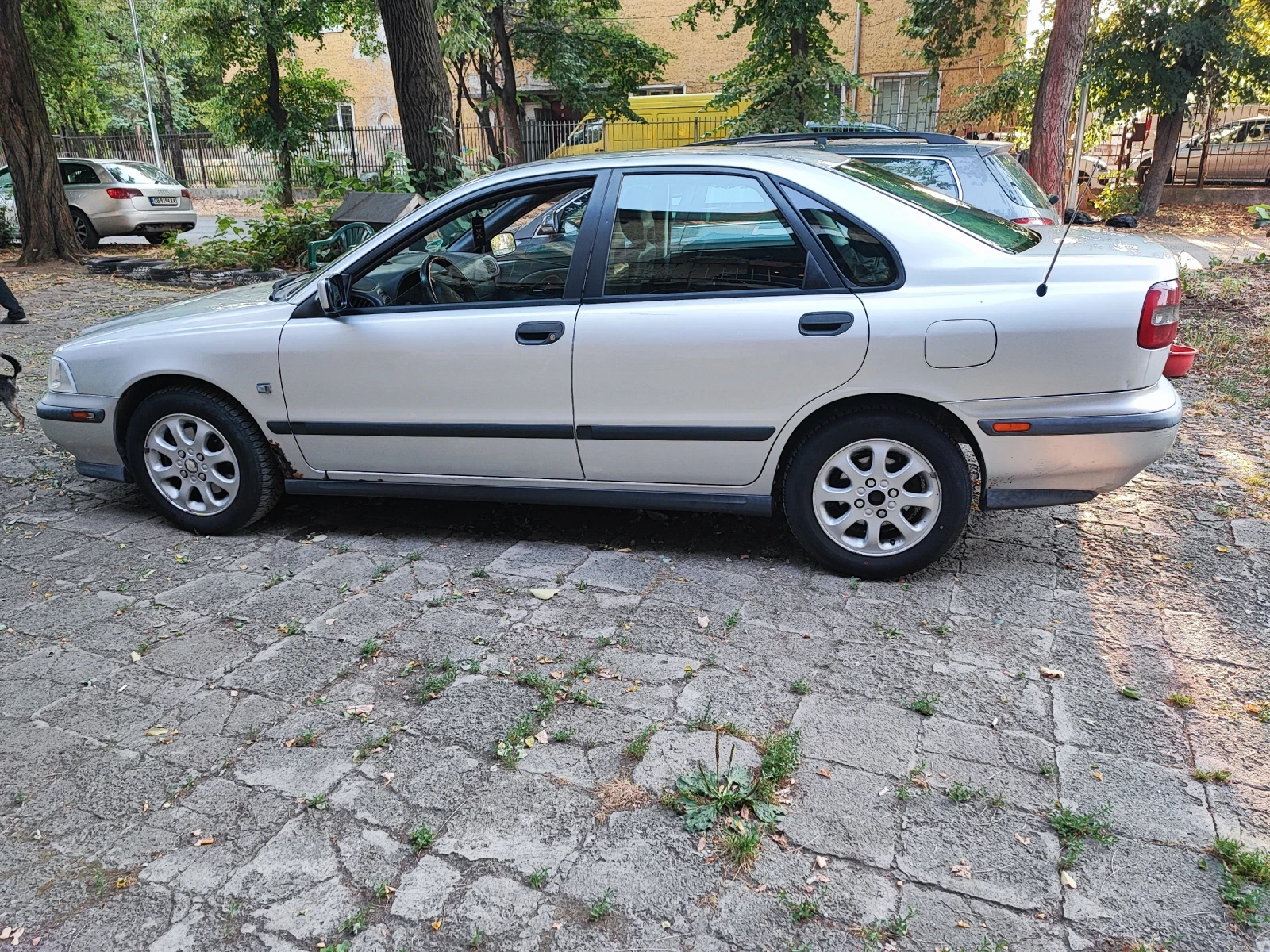 Volvo S40  - изображение 2