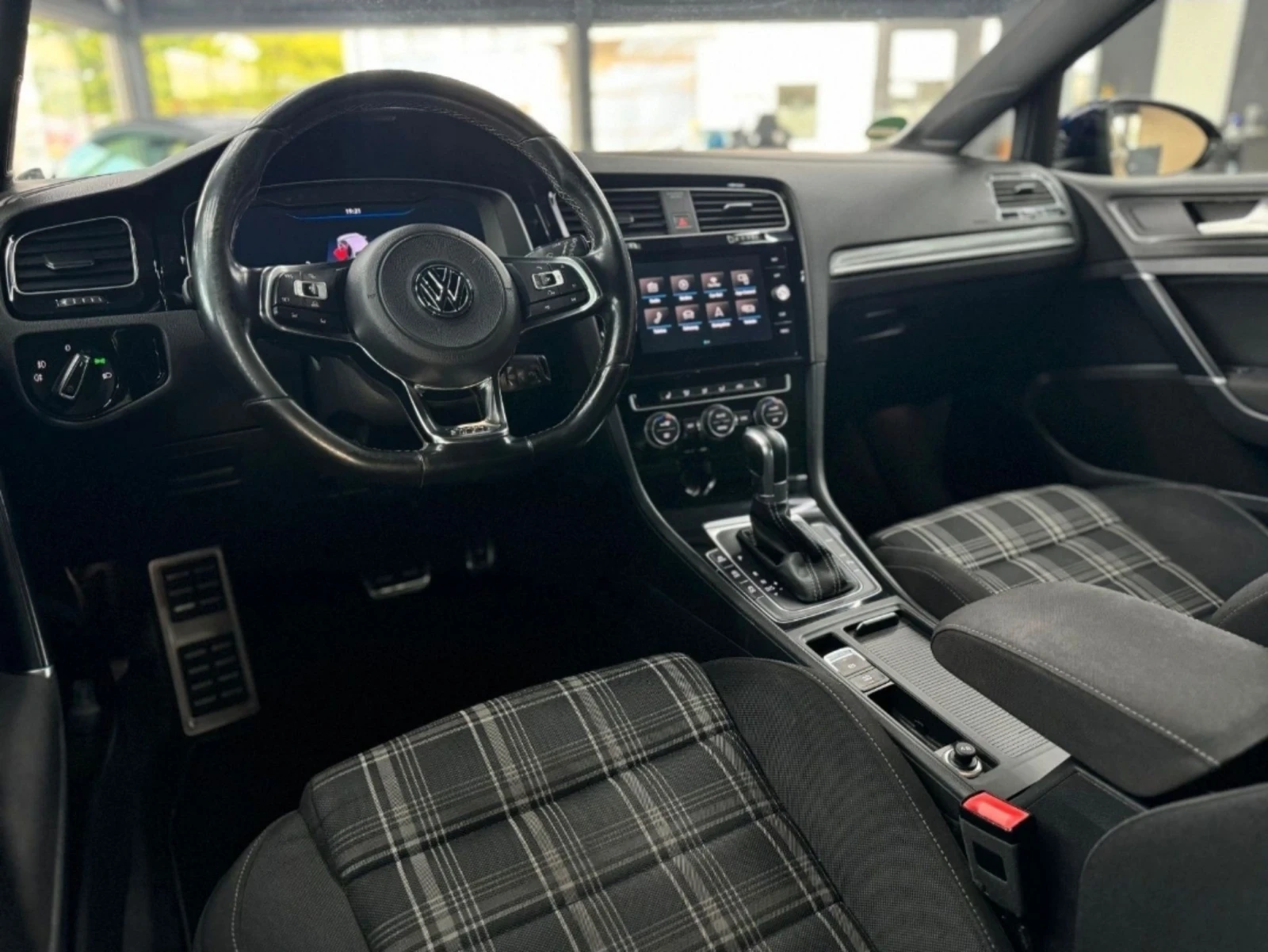 VW Golf VII GTD* DSG* LED* ACC* DIGITAL*  - изображение 9