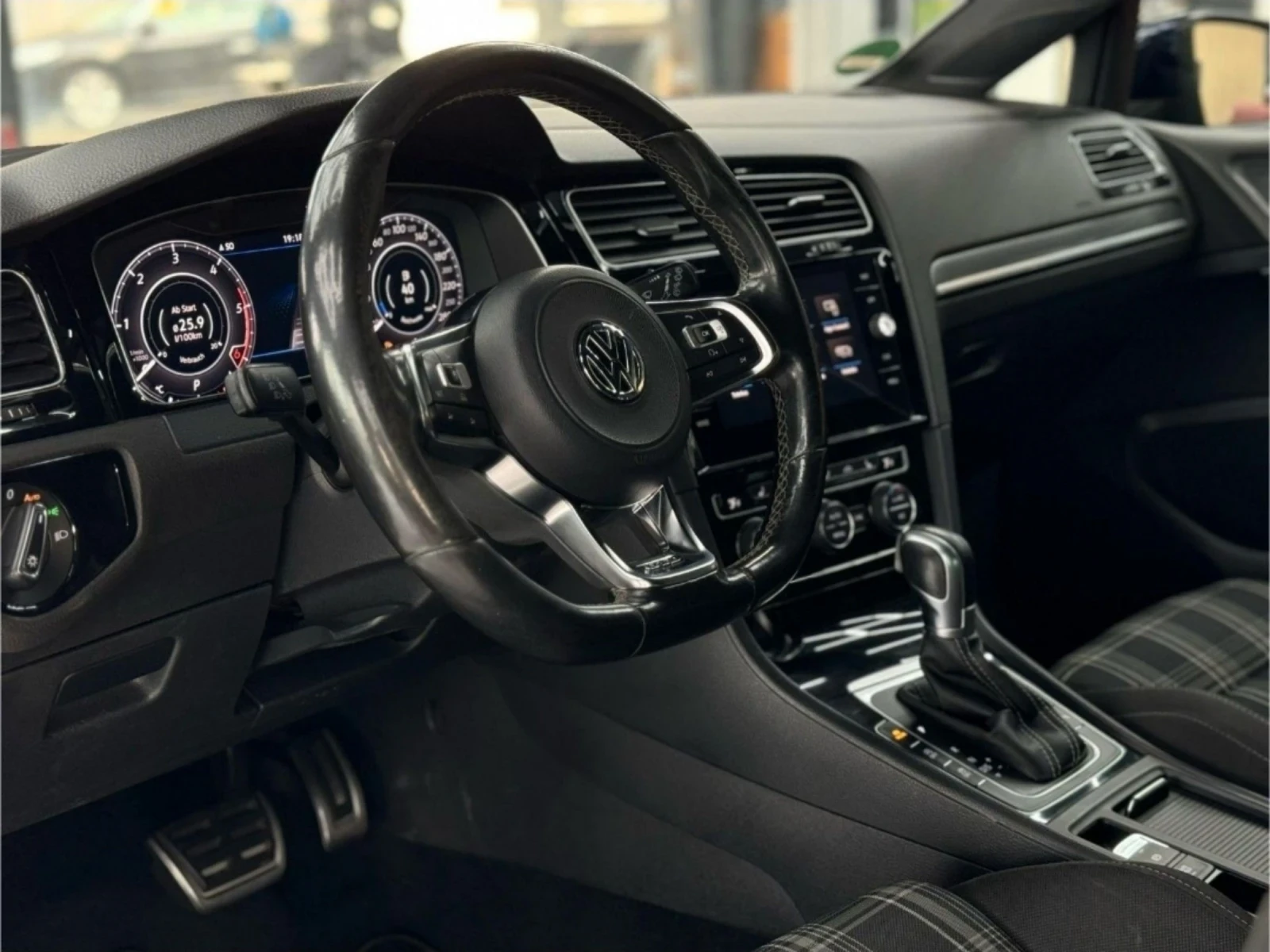 VW Golf VII GTD* DSG* LED* ACC* DIGITAL*  - изображение 6