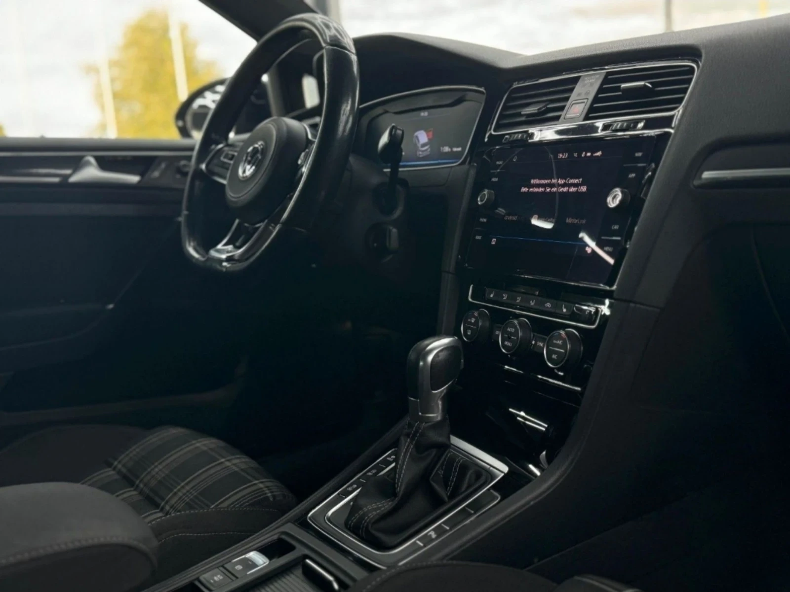VW Golf VII GTD* DSG* LED* ACC* DIGITAL*  - изображение 7