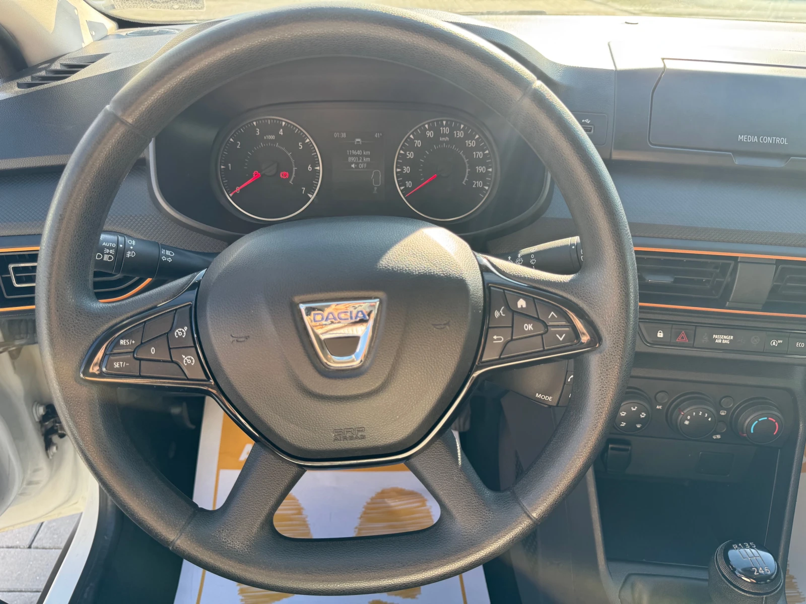 Dacia Sandero Stepway 1.0 Tce / 100 к.с. Eco-G  - изображение 9